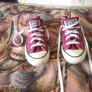 Converse size 6 red used